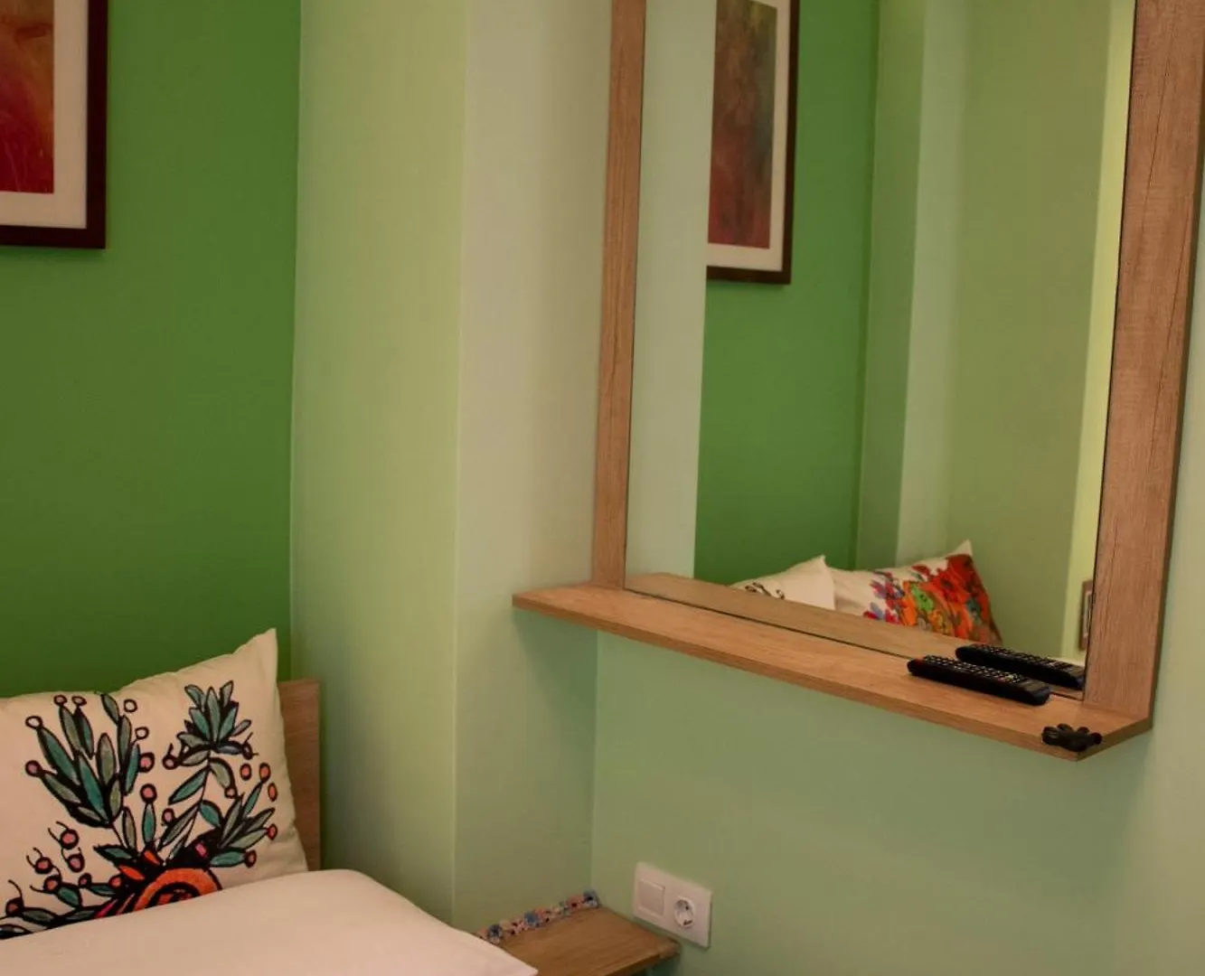 C.27 Lili Urban_Apartment Thessaloniki Apartment